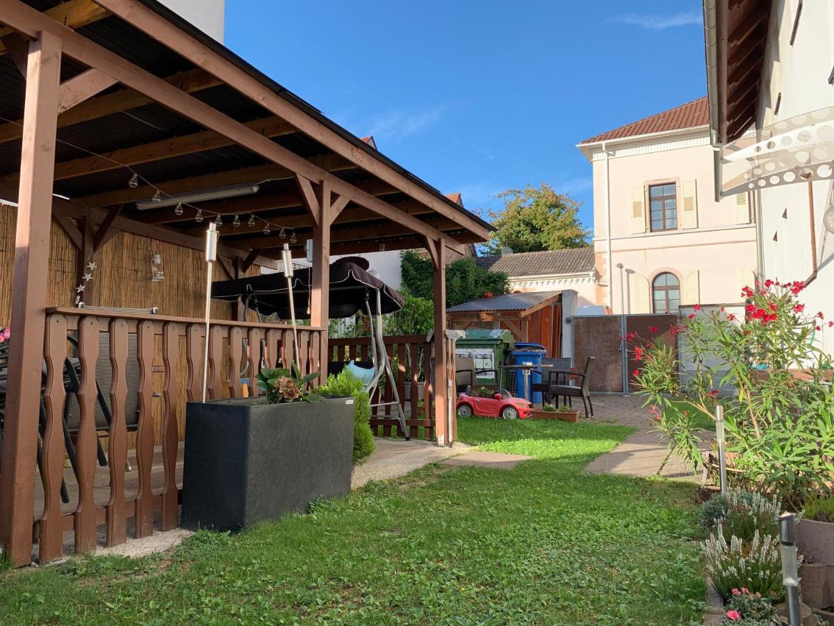 Fachwerkhaus In Ruhiger Altstadt By Rabe - Free Netflix & Eigene Terrasse Karlsruhe Ngoại thất bức ảnh