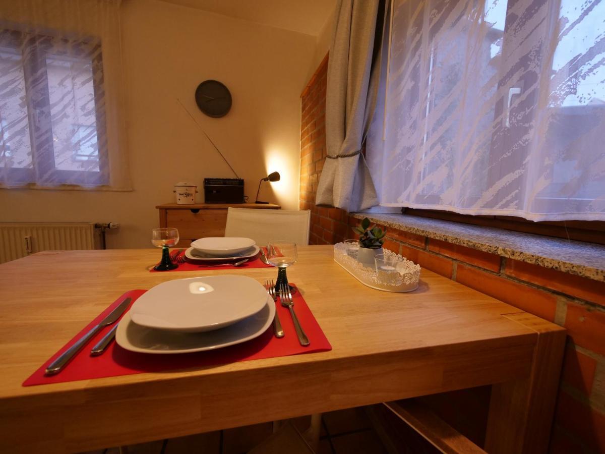 Fachwerkhaus In Ruhiger Altstadt By Rabe - Free Netflix & Eigene Terrasse Karlsruhe Ngoại thất bức ảnh
